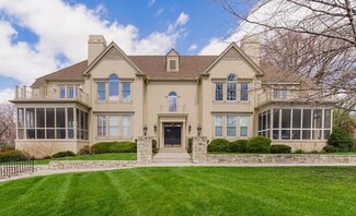 3948 Shawnee Mission Pkwy, Fairway, KS 66205