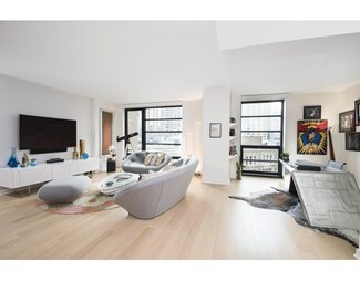580 Washington St Unit 1101, Boston, MA 02111