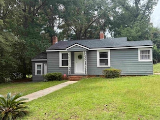 1108 S Magnolia Dr, Quincy, FL 32351