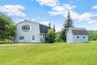 198 Northern Ave, Farmingdale, ME 04344