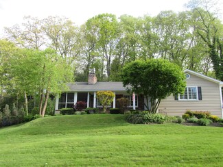 616 Valley Rd, Brielle, NJ 08730