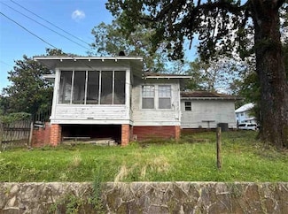 302 6th St, Mobile, AL 36611