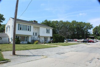 61 Burnham Ave, Cranston, RI 02910
