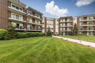 5540 Walnut Ave Unit 23C, Downers Grove, IL 60515