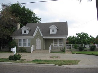1520 Garfield St, Laredo, TX 78040