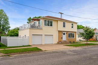 1118 20th St S, La Crosse, WI 54601