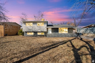 2054 W Mark St, Layton, UT 84041