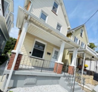 61 Rose St, Phillipsburg, NJ 08865
