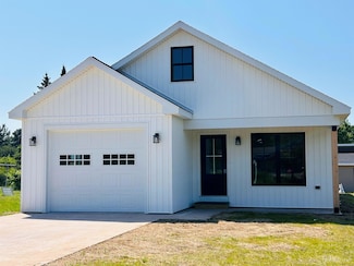 1624 Anthony St, Hancock, MI 49930