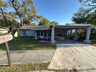 515 E Morgan St, Tarpon Springs, FL 34689
