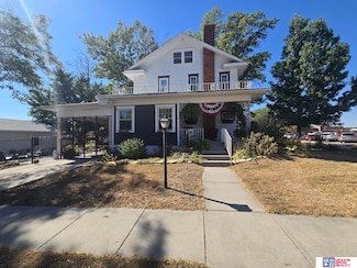 239 Park Ave, Hebron, NE 68370