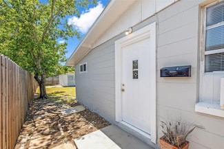 1010 60th Ave N Unit B, Saint Petersburg, FL 33703