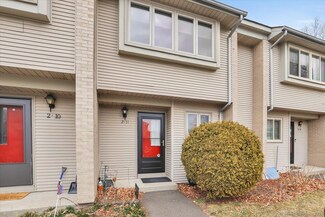 827 Oronoke Rd Unit 2-11, Waterbury, CT 06708
