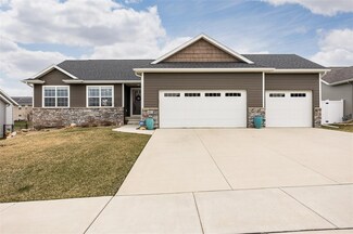 6912 Stone Terrace Dr SW, Cedar Rapids, IA 52404
