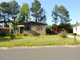 150 John F. Kennedy St, Camden, AR 71701