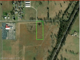 4 State Line Rd, Pocola, OK 74902