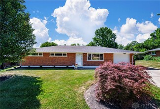 646 Maple Hill Dr, Dayton, OH 45449