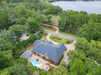 5390 Pembridge Place, Tallahassee, FL 32309