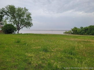 305 McGee St, Eufaula, OK 74432