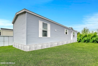 205 Maple St, Robbinsville Township, NJ 08691