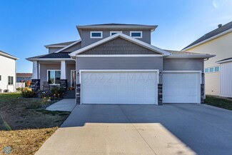 3479 Loberg Ln, West Fargo, ND 58078