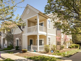2245 Aurora Dr Unit 27, Pingree Grove, IL 60140