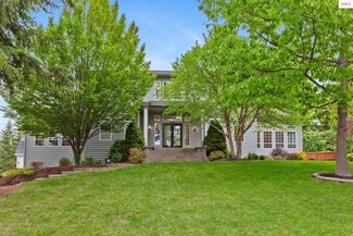 2946 E Point Hayden Dr, Hayden Lake, ID 83835