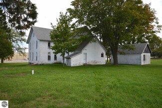 10161 U S 31, Williamsburg, MI 49690