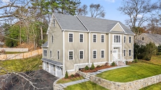 103 Central St, Andover, MA 01810