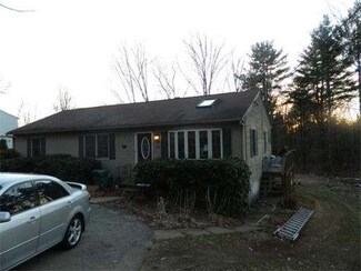 53 Bigelow St, North Brookfield, MA 01535