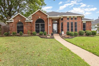 8301 Greenspoint Dr, Rowlett, TX 75088