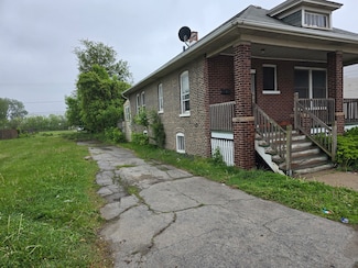 13849 S Halsted St, Riverdale, IL 60827
