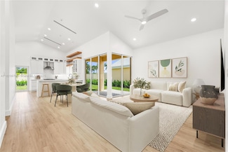 9047 Baybury Ln, West Palm Beach, FL 33411