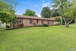 2016 Alpine Dr, Florence, AL 35630