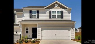 3931 Rosfield Dr, Charlotte, NC 28214