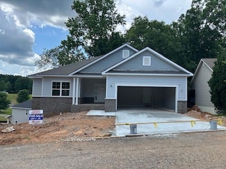 523 Wauka Dr, Demorest, GA 30535