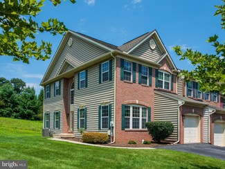 197 Penns Manor Dr, Kennett Square, PA 19348