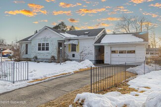 83 Fenwick Ave, Schenectady, NY 12304