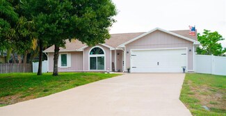 1319 SE Naples Ln, Port Saint Lucie, FL 34983