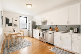 41 S 5th St Unit 1, Brooklyn, NY 11249