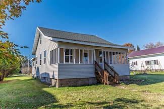 N11306 Antigo St, Elcho, WI 54428