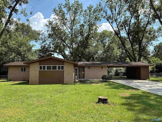 3615 Vogel Dr NW, Huntsville, AL 35810