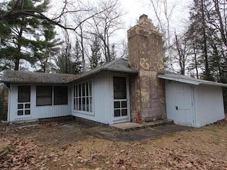 7895 Alva Rd N, Lake Tomahawk, WI 54539