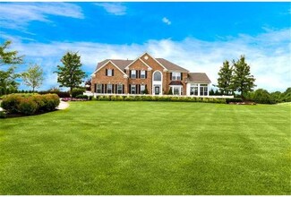 5 Brynnes Ct, Lumberton, NJ 08048