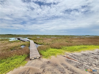 9 Boca Grande Loop, Port O'Connor, TX 77982