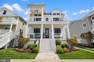 13 N Vendome Ave, Margate City, NJ 08402