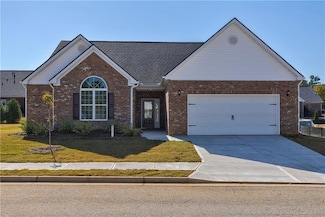 931 Park Place St, Social Circle, GA 30025