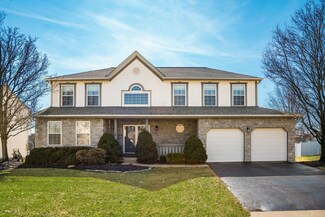 3514 Courtland Dr, Lewis Center, OH 43035