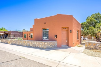 308 E Bowman Ave, Las Cruces, NM 88001