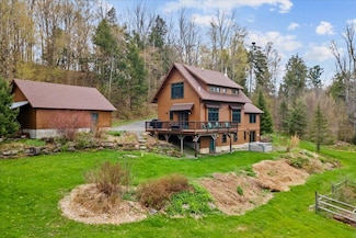475 Carroll Mountain Ln, Morristown, VT 05661